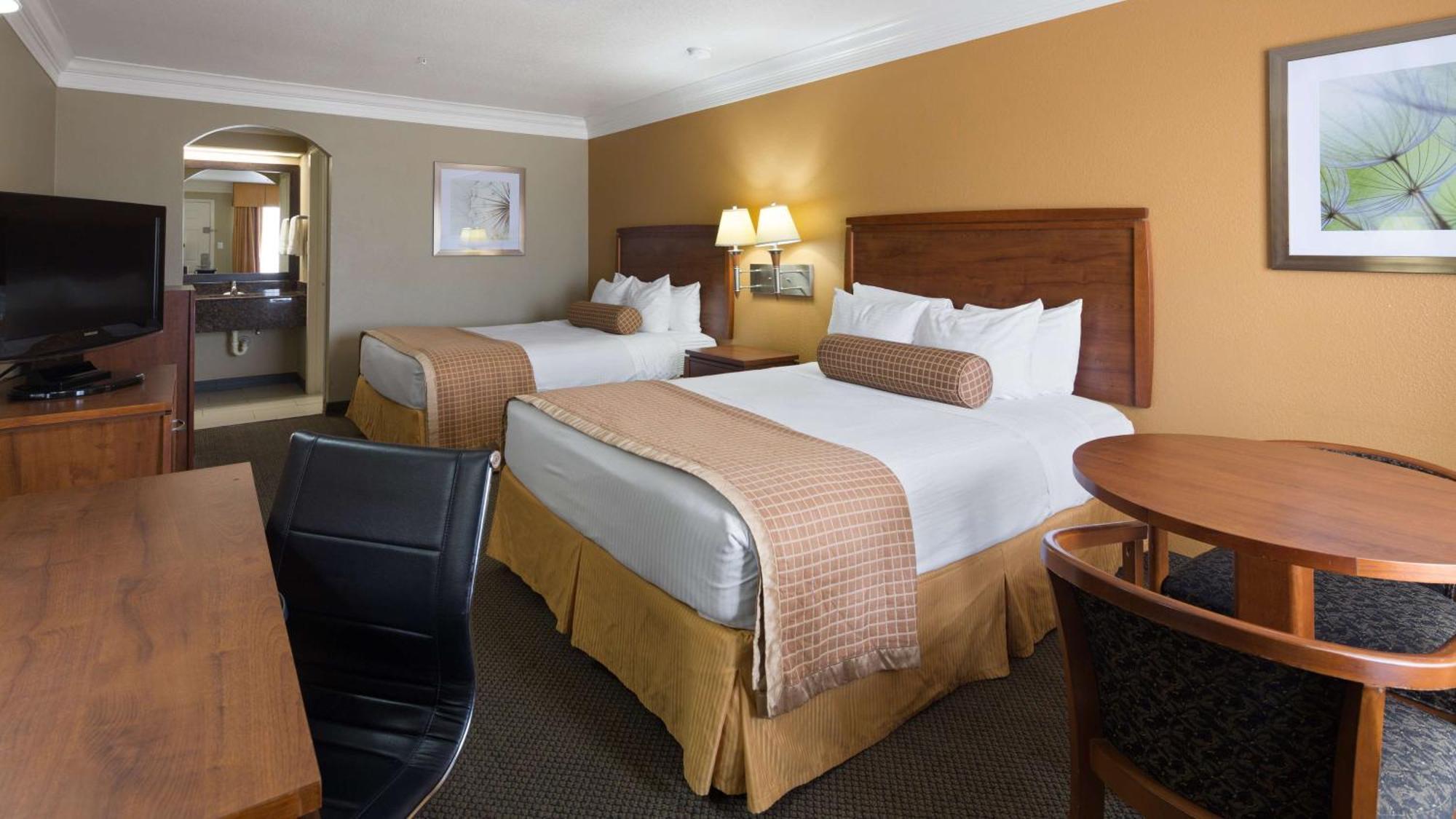 Best Western Angleton Inn מראה חיצוני תמונה